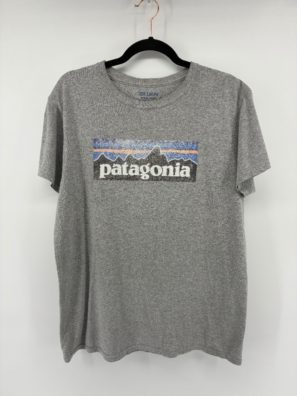 MASSIVE $10 SALE Gildan Grey Cotton Blend T-Shirt